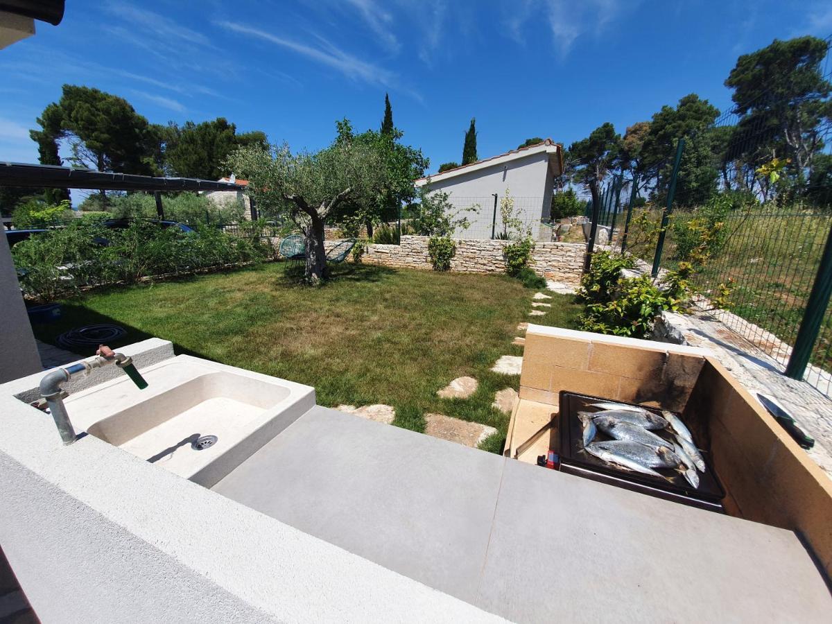 Casa Pinea Fazana Villa Vodnjan Bagian luar foto